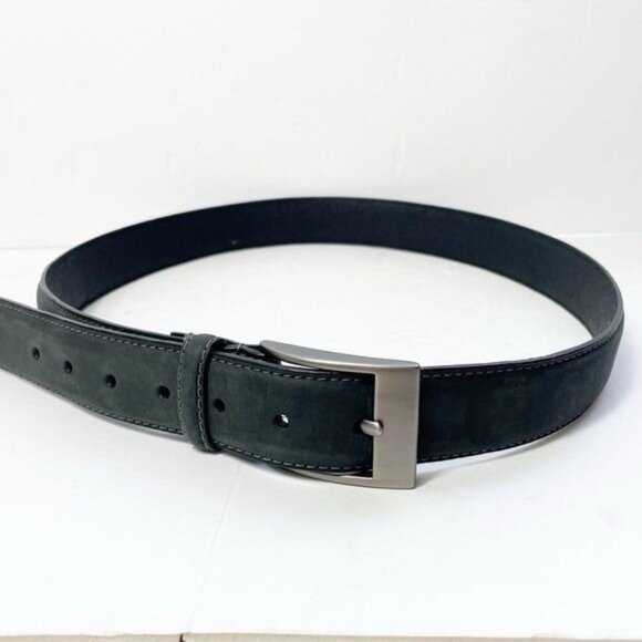 Swiss Gear Black Leather Belt Silver Buckle 43" Long Durable Adjustable Stylish - Picture 1 of 8